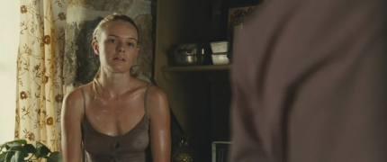 Kate Bosworth - Straw Dogs - 1_2